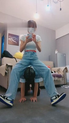 【暴力美学】AJ运动女生随意发泄 G-210822-24-HD绳艺资源网