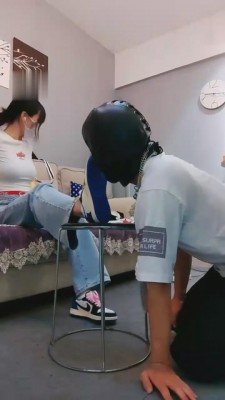 【暴力美学】AJ运动女生随意发泄 G-210822-24 套路资料库 第6张