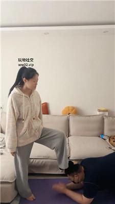【埋汰】学生主周末让老师舔裸足 JS241118-1-HD绳艺资源网