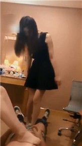 0173【vivi】贱狗开房来伺候双女王 艾彩资料库 第4张